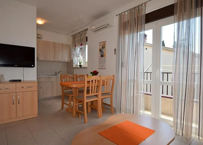 Appartement Jela *